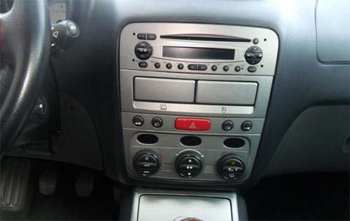 Alfa GT Radio