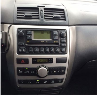 Toyota Avensis Verso Radio Einbauset Doppel DIN 2001-2005