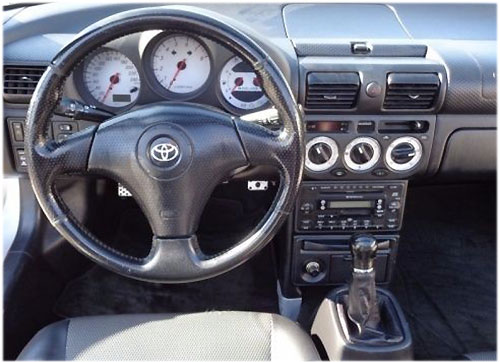 Toyota-Werksradio-2003