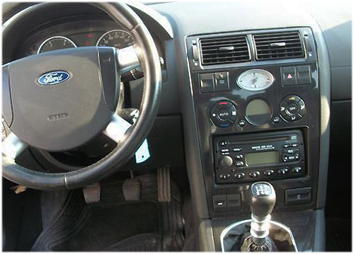 Ford-Mondeo-Radio-2002