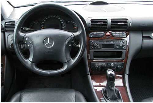 Mercedes-Benc-C240-Radio-2003