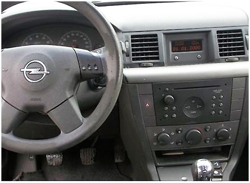 Opel-Vectra-C-Radio-2002